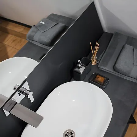 Mountains Hut Шале